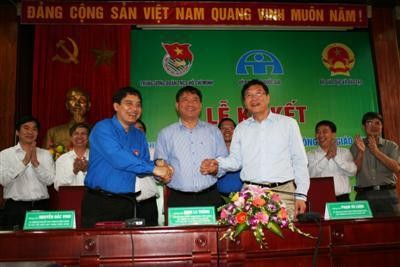 Verstärkung der Bildung über Verkehrssicherheit für den Zeitraum 2012-2017 - ảnh 1