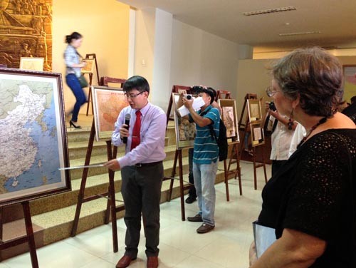 Ausstellung „Beweise für vietnamesisches Recht auf Paracel-Inselgruppe“ - ảnh 1