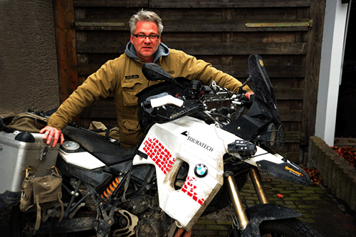 Abgeordneten des deutschen Bundestags spenden für ein wohltätiges Projekt in Vietnam - ảnh 1