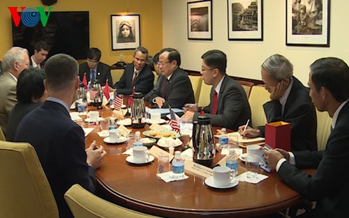 Sekretär der Parteileitung von Hanoi Pham Quang Nghi zu Gast in den USA - ảnh 1