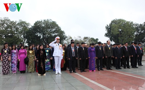 Zahlreiche Veranstaltungen zum 60. Jahrestag der vietnamesischen Ärzte - ảnh 1