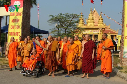 Konsultationen mit Experten über das Gesetz zu Glaube und Religion - ảnh 1