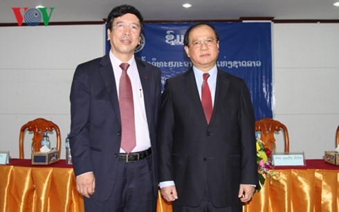 Arbeit der VOV-Delegation in Laos - ảnh 1