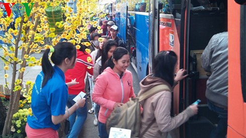 Vorbereitung auf das Neujahrsfest Tet für Bedürftige  - ảnh 1