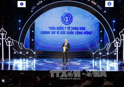 Premierminister: Mehr als 90 Prozent der Bevölkerung sollen bis 2020 krankenversichert werden - ảnh 1