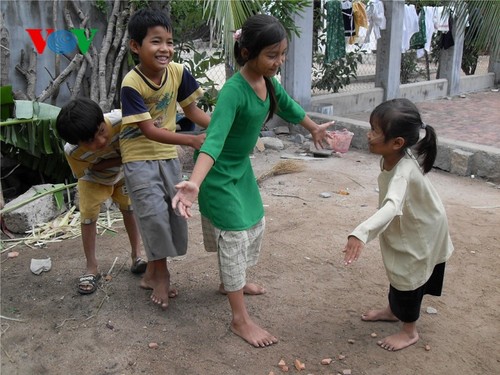  Folklorische Spiele der Volksgruppe Cham in Ninh Thuan - ảnh 1