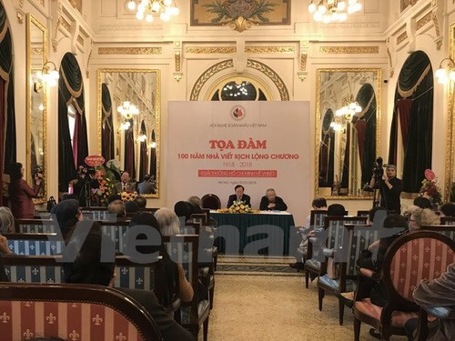 Dramatiker Long Chuong bringt der vietnamesischen Bühne Berühmheit - ảnh 1