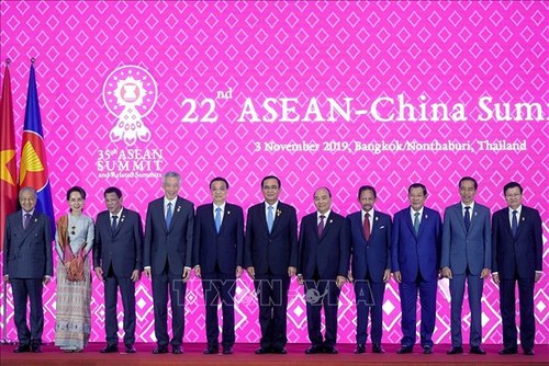 22. ASEAN-China-Gipfeltreffen in Thailand - ảnh 1