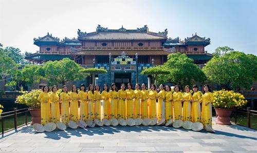 Provinz Thua Thien Hue strebt nach dem Aufbau einer Stadt von Ao dai - ảnh 1