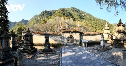 Yen Tu im Herbst - ảnh 2