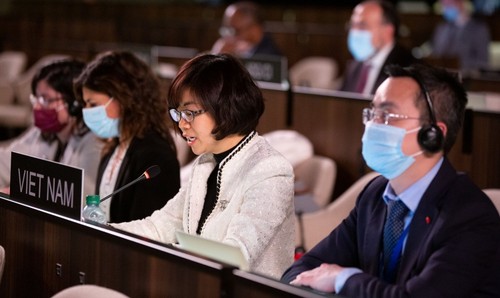 Vietnam: UNESCO soll die Rolle bei der Verbindung und beim Aufbau der friedlichen Welt fördern - ảnh 1