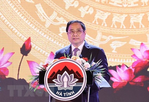 Premierminister: Erinnerung an Zuneigung des Präsidenten Ho Chi Minh für Ha Tinh - ảnh 1