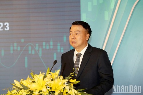 Auf starke Erholung der vietnamesischen Börse 2023 warten - ảnh 1