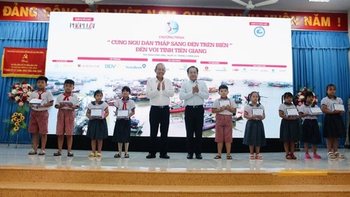 Verbesserung des Bewusstseins der Fischer in 28 Städten und Provinzen - ảnh 1