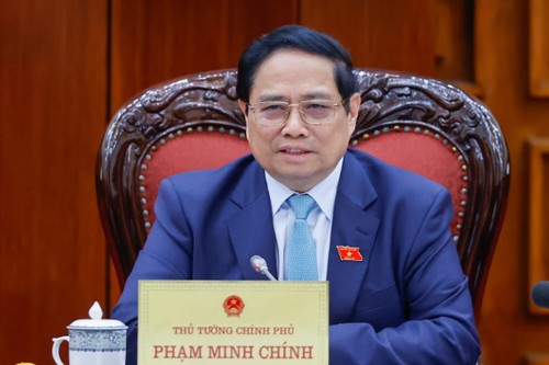 Premierminister Pham Minh Chinh leitet Sitzung zur Reorganisation der Regierungsapparats - ảnh 1