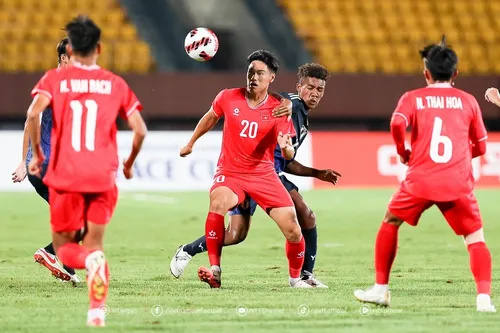 U17-Fußballmannschaft Vietnams wird in Oman trainieren - ảnh 1