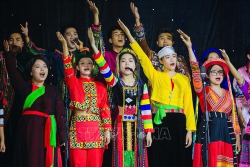 Chorfestival „Ich liebe mein Vaterland” in Ho-Chi-Minh-Stadt - ảnh 1