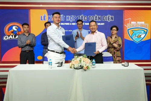 Basketballteam Nha Trang Dolphins arbeitet mit GISA mit Blick auf  SEA Games zusammen - ảnh 1