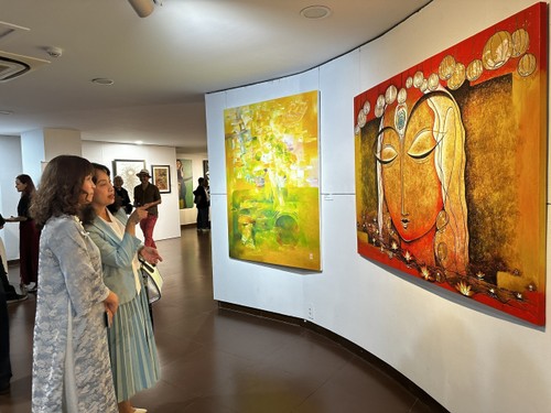 Internationale Kunstausstellung „Heartbeat of Heritage“ - ảnh 1