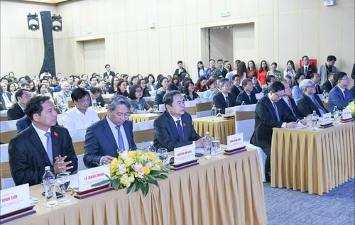 Parlamentspräsident Tran Thanh Man nimmt an Zeremonie zum vietnamesischen Rechtstag 2025 teil - ảnh 1