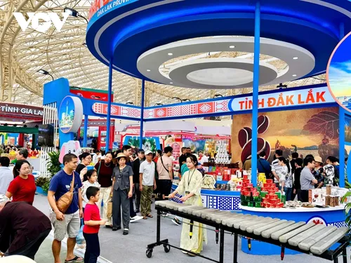 „Kulturelle Quintessenzen Vietnams” bei 1. Frühlingsmesse 2026 vorgestellt - ảnh 1