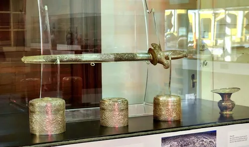 Ausstellung „Pferde und Long Ma” in der Hofkultur der Nguyen-Dynastie in Hue - ảnh 1