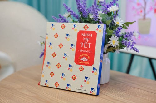 Neujahrsfest Tet: Bücher bringen Kindern Liebe zur vietnamesischen Kultur - ảnh 2