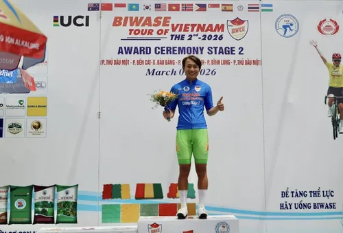 Nguyen Thi That gewinnt die 2. Etappe der „Biwase Tour of Vietnam 2026“ - ảnh 1
