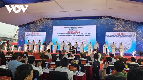 Expansion of Noi Bai Airport's international terminal begins - ảnh 1