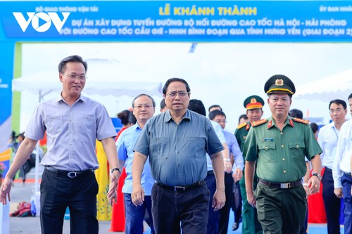 Road connecting Hanoi-Hai Phong, Cau Gie-Ninh Binh expressways inaugurated   - ảnh 1