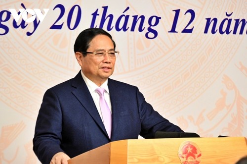 Vietnam eyes 8% economic growth in 2025, double-digit growth in coming years - ảnh 1