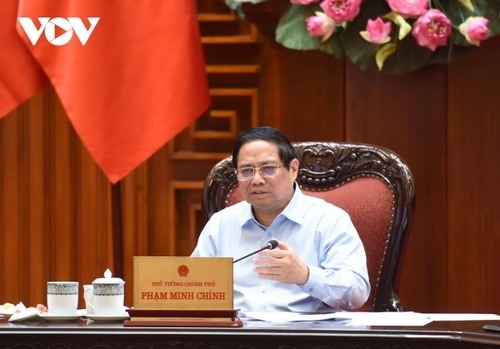 PM: Simplify procedures to boost private sector growth - ảnh 1