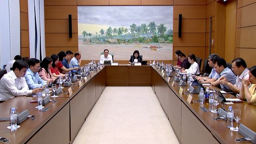 Vietnam seeks bold institutional reform to boost economy - ảnh 1