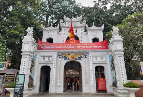 Hanoi to launch new night tour “The Bell of Tran Vu” - ảnh 1