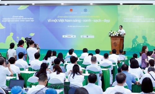 Nationwide environmental campaign launched for brighter, greener, cleaner Vietnam - ảnh 1