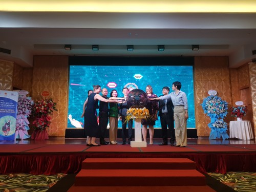 National hotline for combating human trafficking launched - ảnh 1