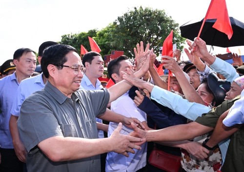 New Phong Chau bridge inaugurated - ảnh 2