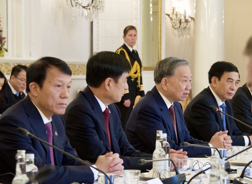 Vietnam, Finland upgrade ties to strategic partnership - ảnh 2