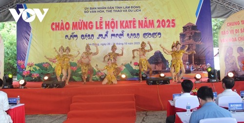 Cham people’s Kate Festival 2025 opens  - ảnh 1