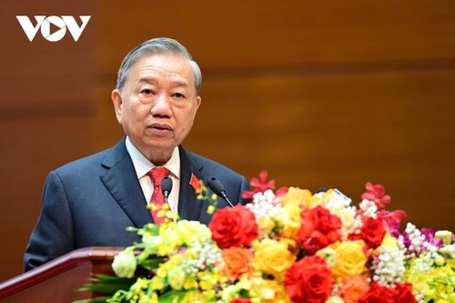 Party leader highlights decisive role of Party leadership over Vietnam People’s Army - ảnh 2