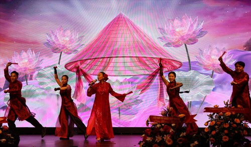 Vietnamese community in Germany celebrates Tet - ảnh 1