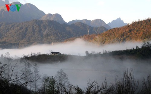 ภาพที่สวยงามของเมือง Sapa- เมืองแห่งทะเลหมอกที่จังหวัด Lao Cai - ảnh 7