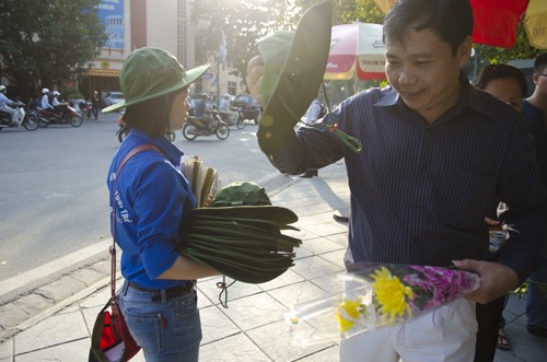 เริ่มวันไว้อาลัยแห่งชาติ - ảnh 17