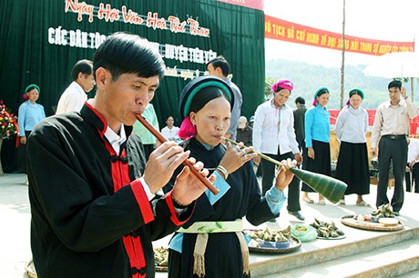 ชนเผ่าซ๊านจี๋กับกระบวนการอนุรักษ์เพลงพื้นเมือง - ảnh 1