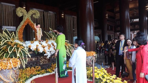 บรรยากาศ ณ ศูนย์วัฒนธรรมพุทธศาสนาตามจุ๊กในงานวิสาขบูชาโลก2019  - ảnh 15