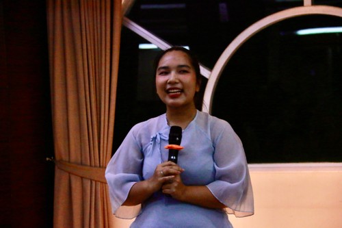 นักศึกษาชาวอินโดนีเซียกับประสบการณ์ทานเฝอเวียดนามที่ไม่มีวันลืม - ảnh 2