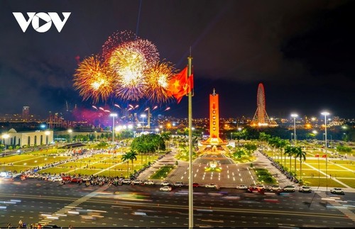 นครดานังเปลี่ยนโฉมหน้าใหม่ภายหลังช่วงเวลา 50 ปีแห่งการปลดปล่อย - ảnh 8