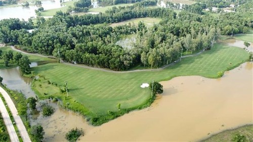 越南荣获2021年度世界和亚洲最佳高尔夫球目的地称号 - ảnh 1