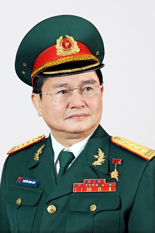 Ein heldenhafter Direktor - ảnh 1