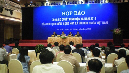 Mehr als 15.000 Gefangene werden begnadigt - ảnh 1